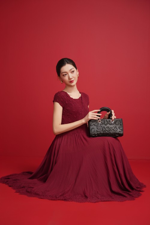 Sixdo Dark Red Ruched Woven Flared Dress